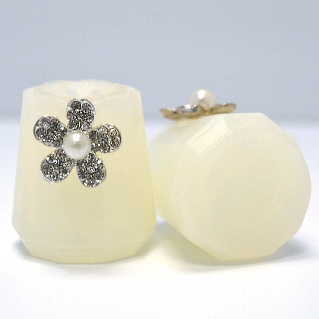 Bijoux Silver Flower (White/White) - The Krippit