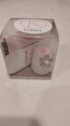 CNE (Classic flower) - white - The Krippit